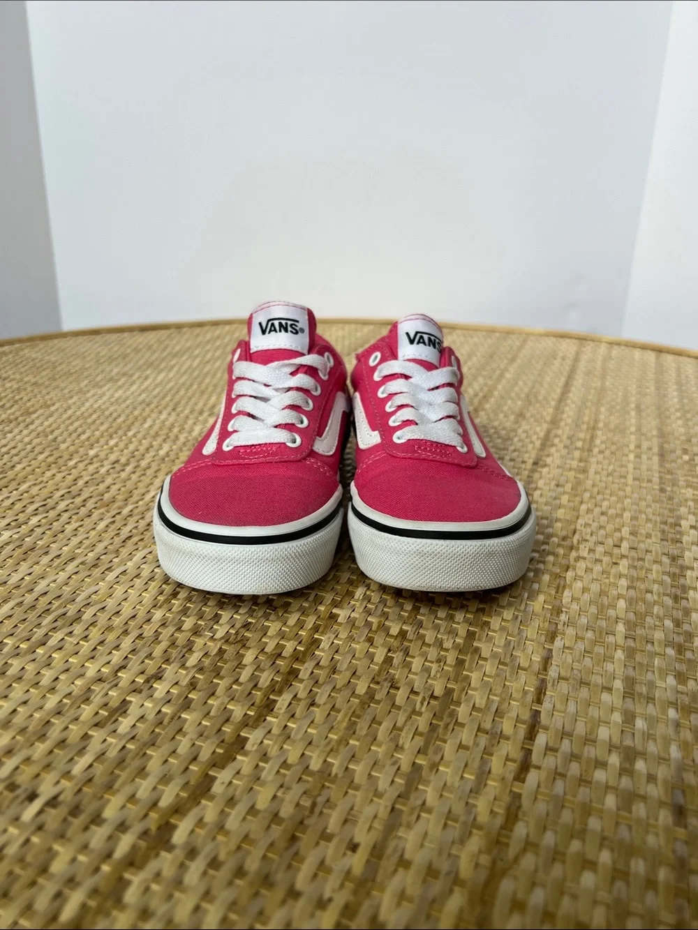Vans Ward Honeysuckle Pink white Canvas Sneaker Missy/Youth/Little Girl Size 12